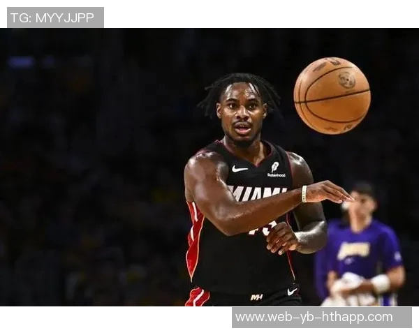 斯波称赞戴维恩米切尔组织能力认为他在这方面展现出天赋 斯波称赞戴维恩米切尔组织能力认为他在这方面展现出天赋