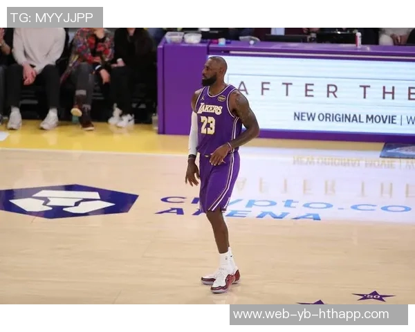 老詹亲赴发展联盟训练揭示其服务功能与重要性 老詹亲赴发展联盟训练揭示其服务功能与重要性